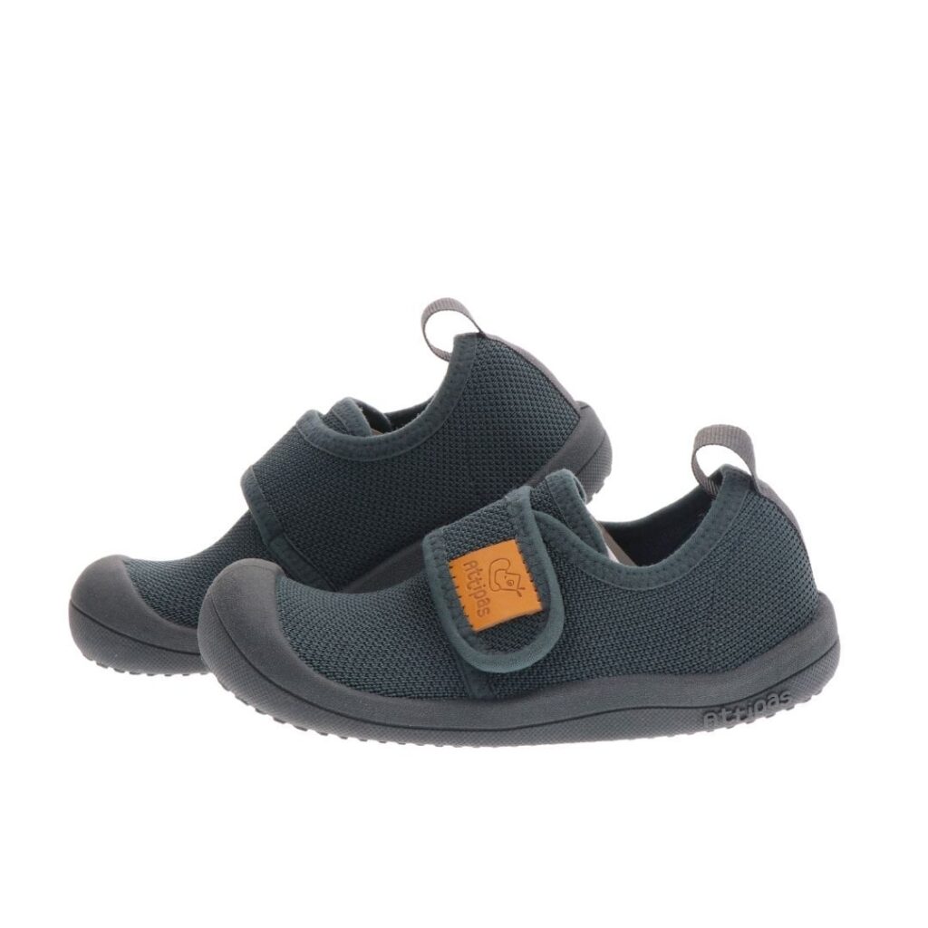 skin shoes green