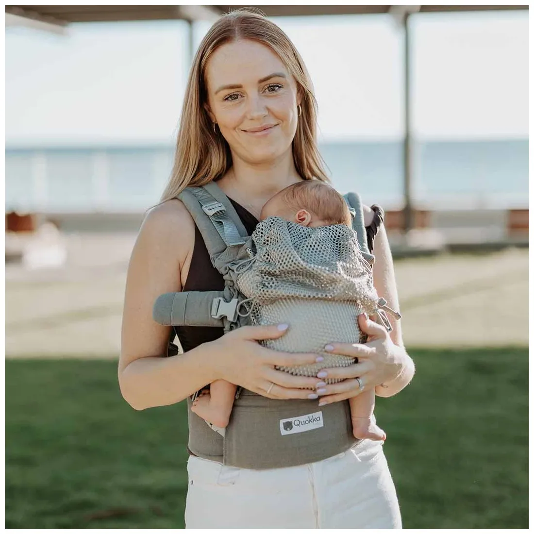 mochila-portabebés-quokkababy-e-carrier-mesh-light-grey